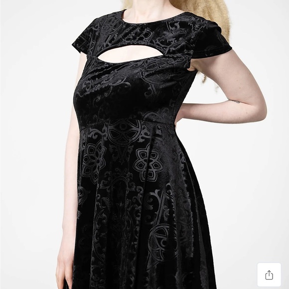 NWT Killstar Blasphemia Black Velvet Keyhole Dress - Picture 2 of 5